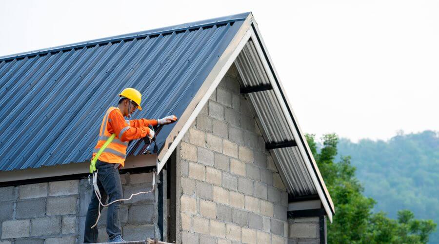 Professional residential roofers in Mauston, WI